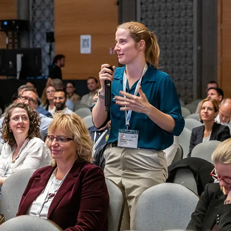 Person im Publikum PM Forum